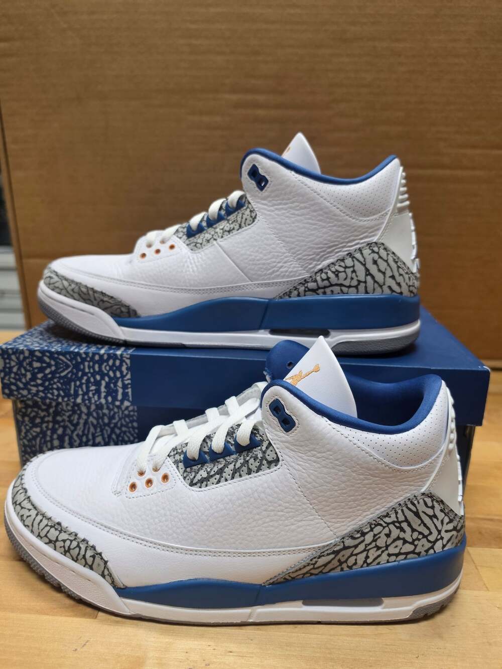 Jordan 3 Retro Wizards men size 11.5